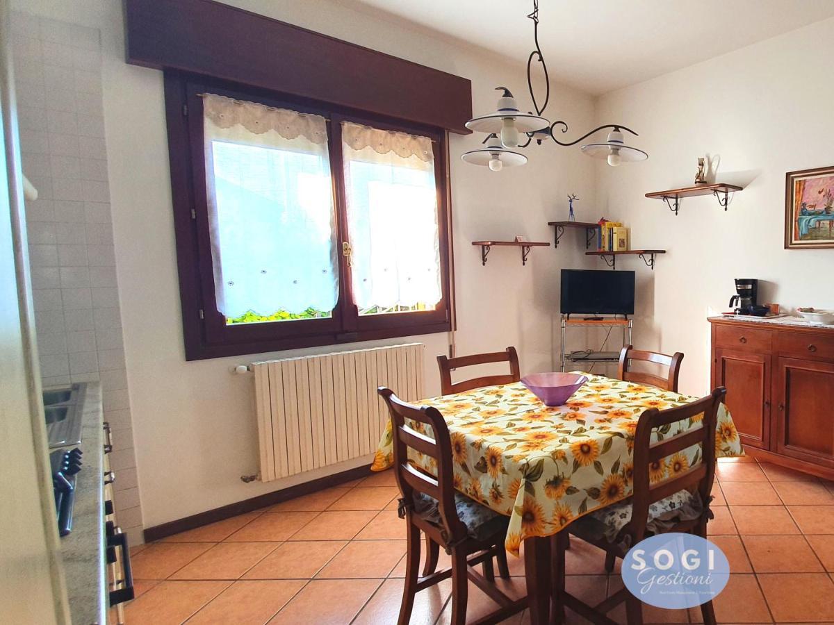 Apartmán Casa Sbrindoli Lido di Jesolo Exteriér fotografie